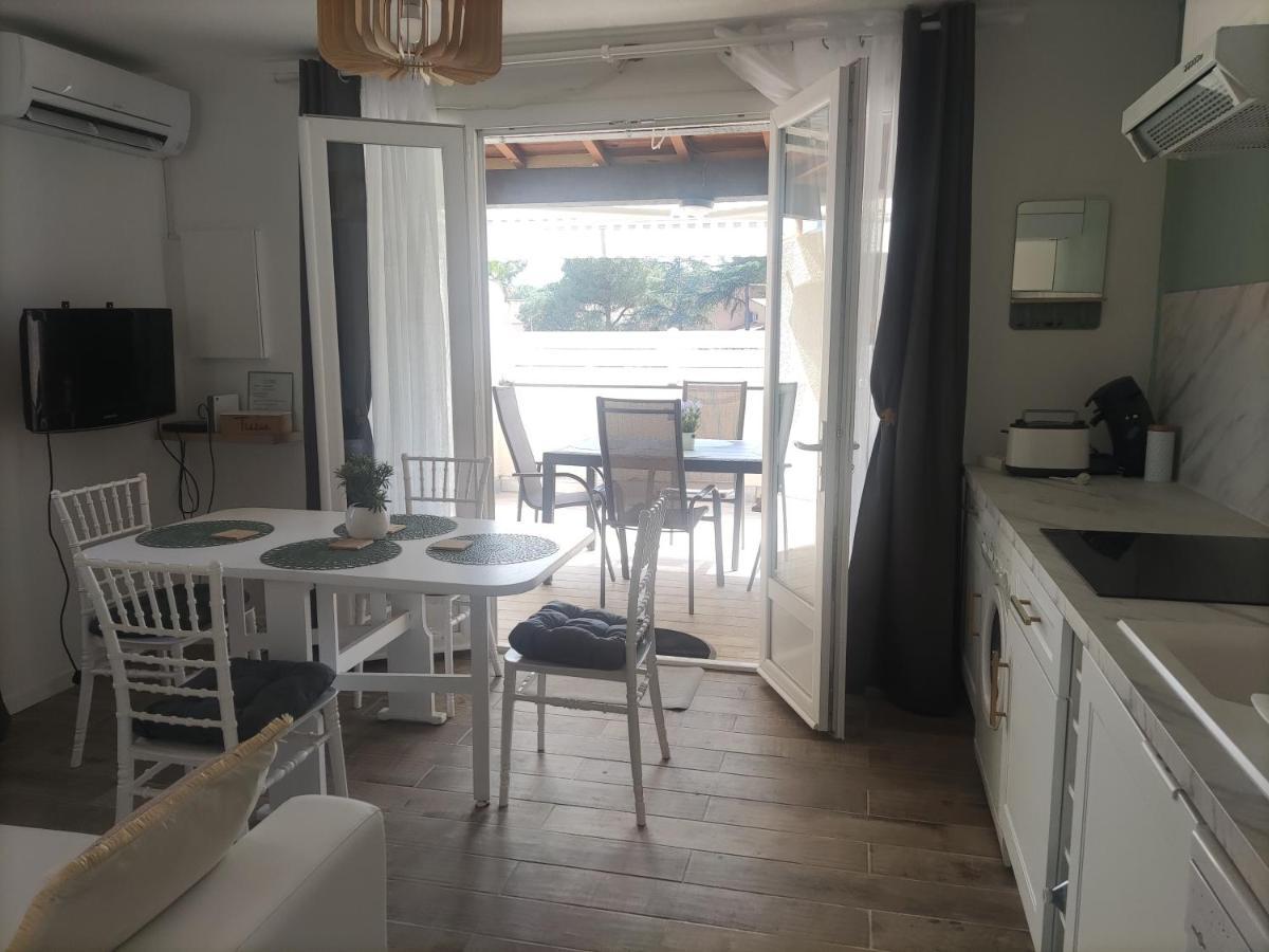 Appartement Jade Dans Residence Proche Tennis/ Centre Naturiste Agde Εξωτερικό φωτογραφία